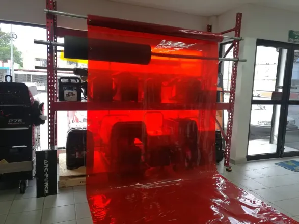 cortina-roja-para-soldar-marca-blosbit-5574124237.webp